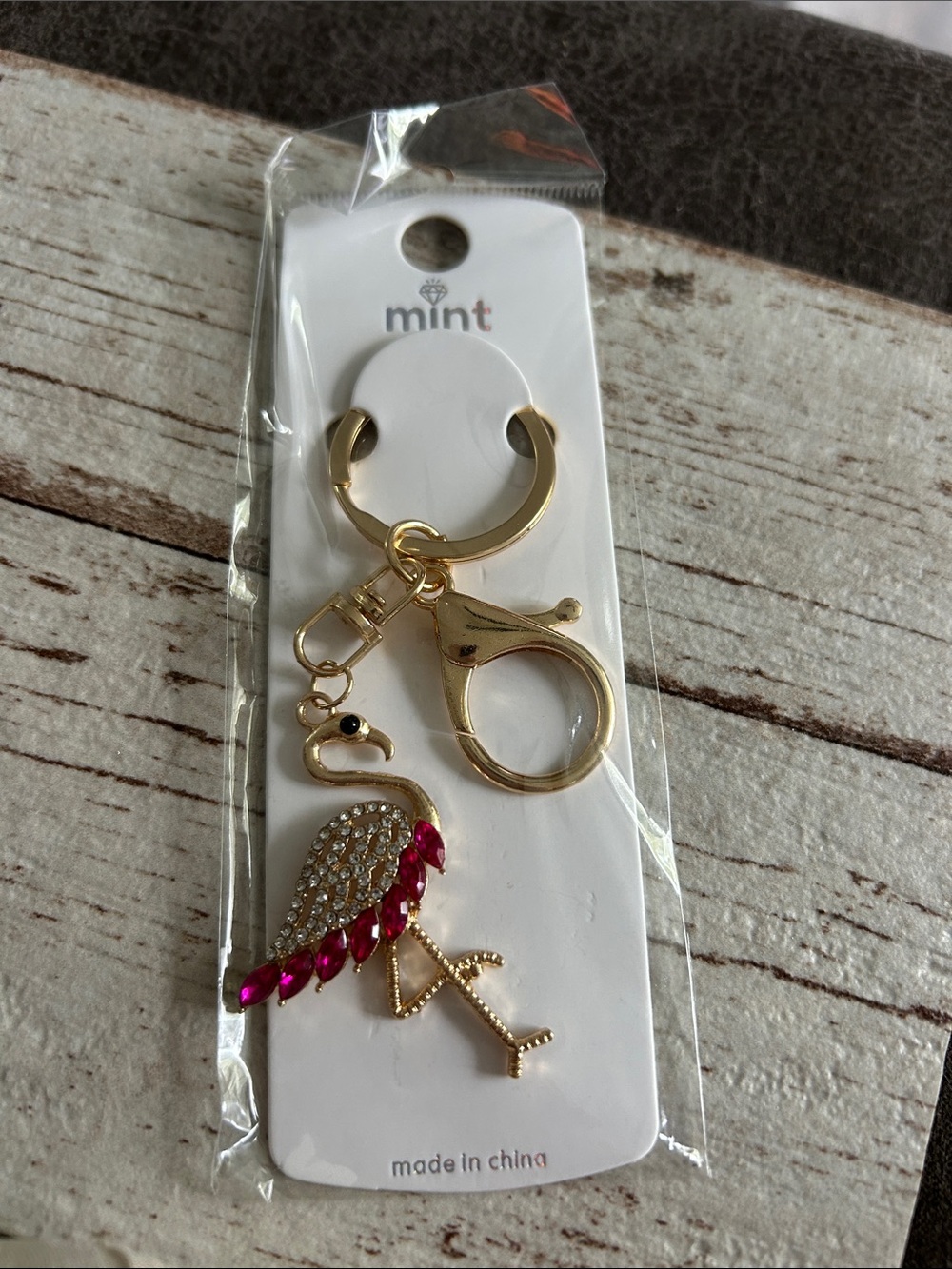 5/)25 Mint Gold Flamingo Keychain with Pink Crystals
